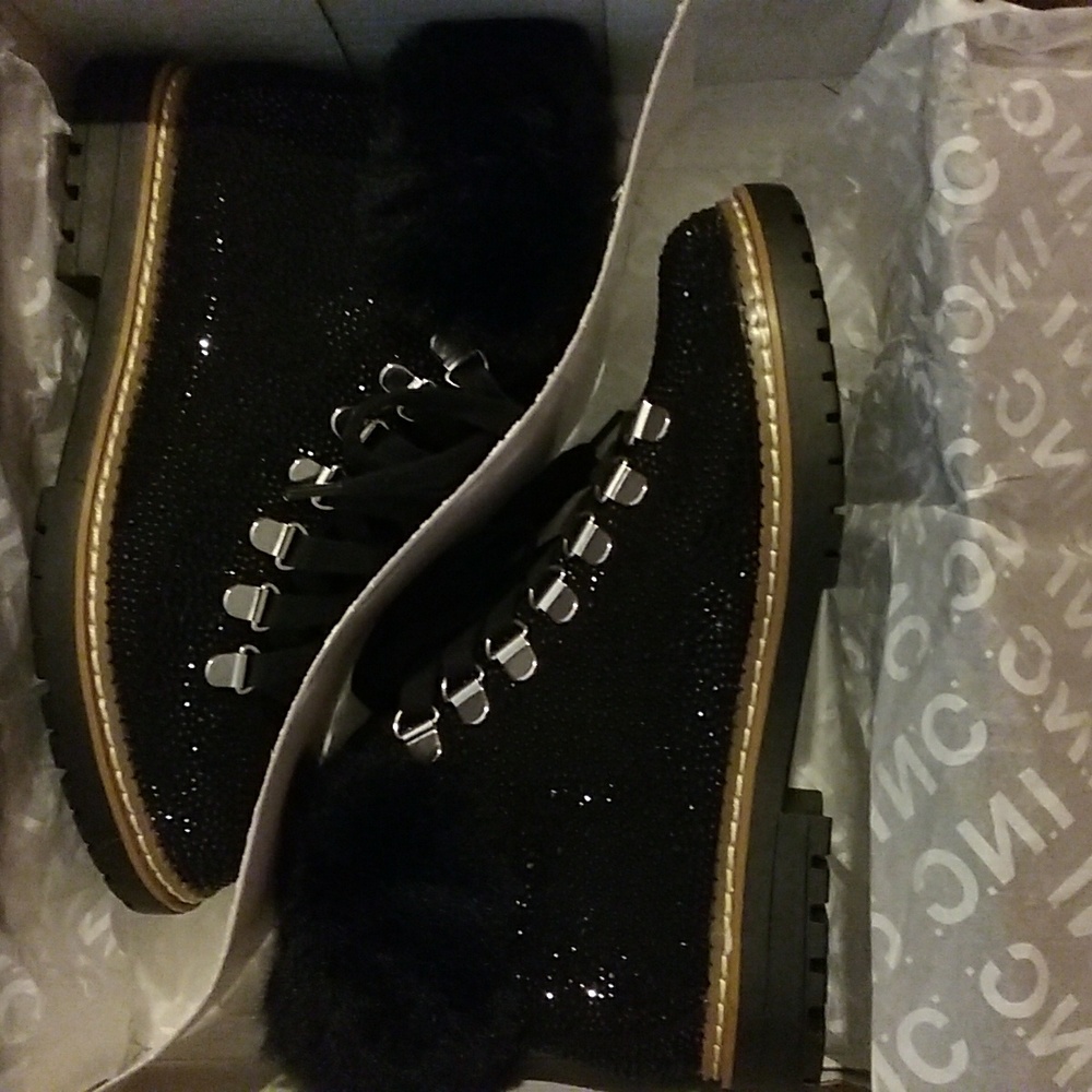 NIB INC Pravale Blk Bling Bootie, 5.5 - Picture 7 of 8